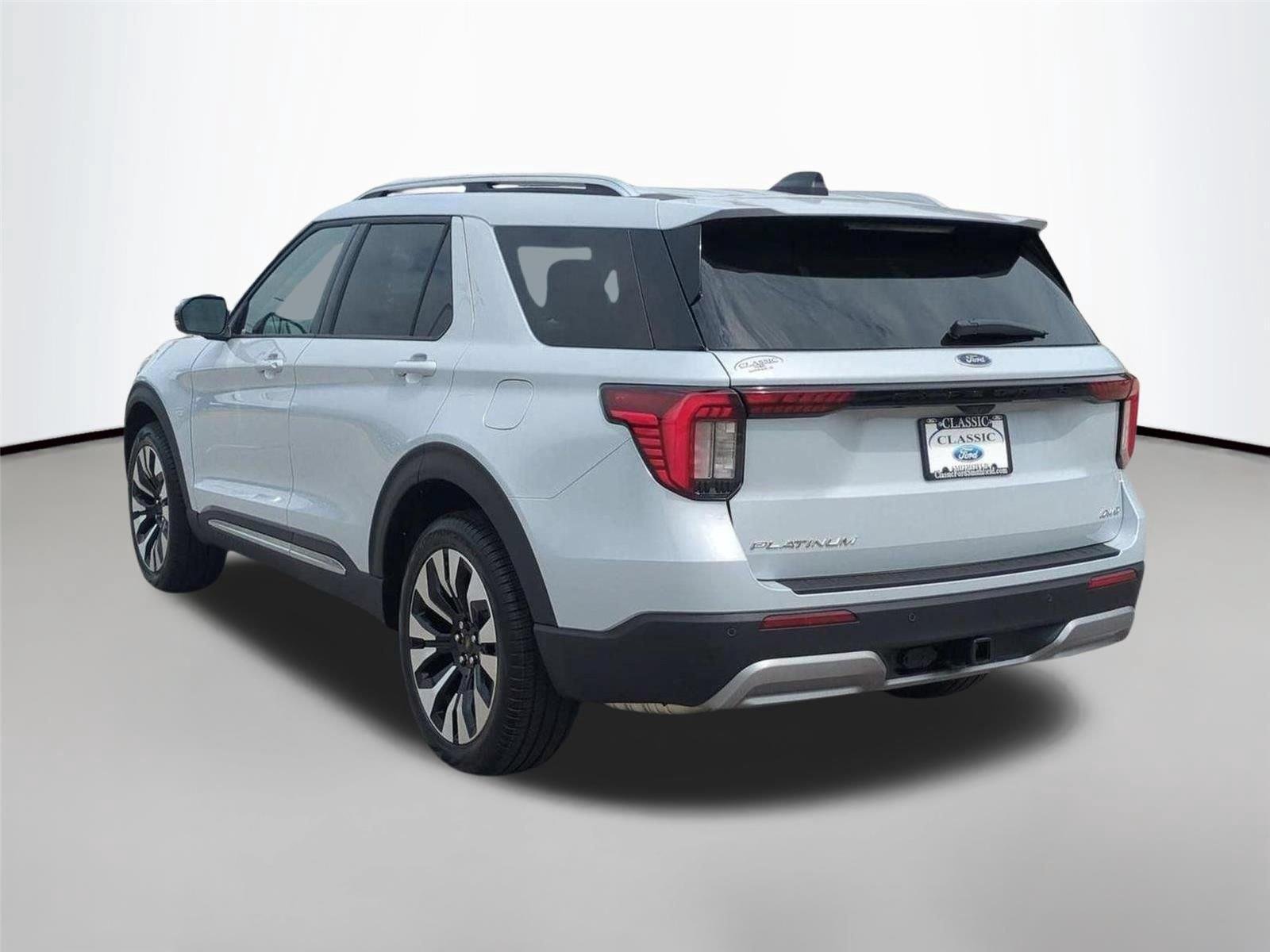New 2026 Space White Metallic Ford Platinum™ image 3