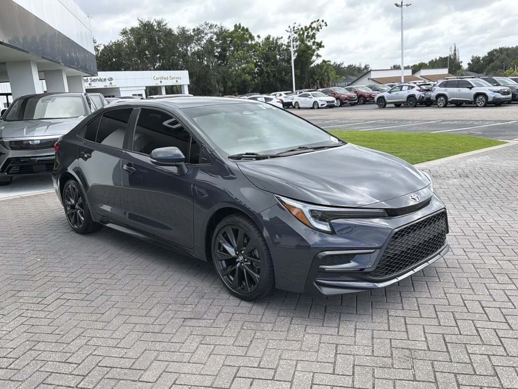 2023 Toyota Corolla SE - Photo 7