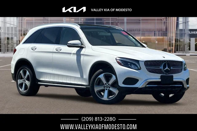 Pre-Owned 2019 Mercedes-Benz GLC 300