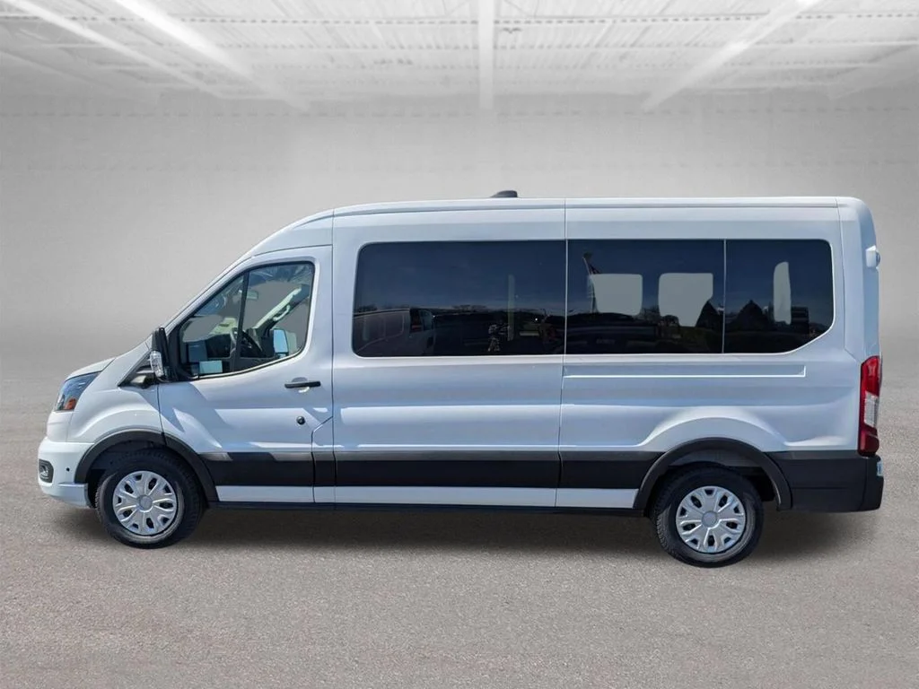New 2026 Oxford White Ford Passenger Van XLT image 9