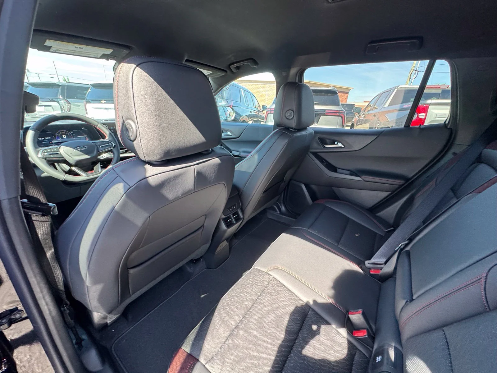 2027 Chevrolet Equinox RS - Photo 27