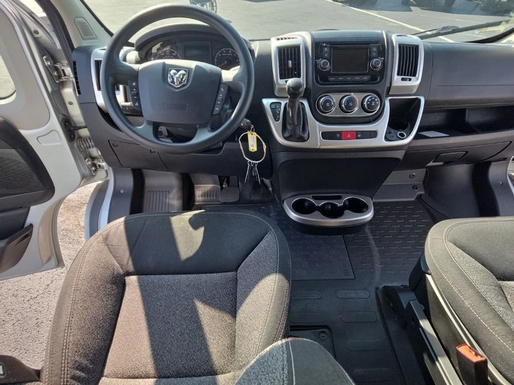 Used 2016 Silver Ram Winnebago image 34