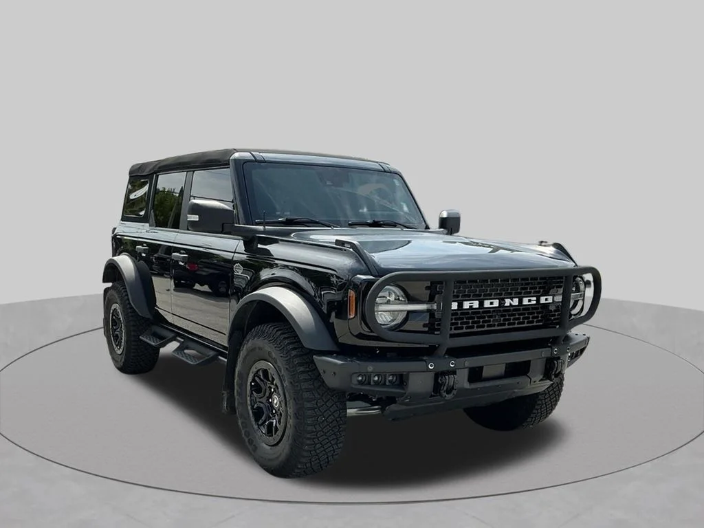 Used 2024 Black Ford Wildtrak image 16