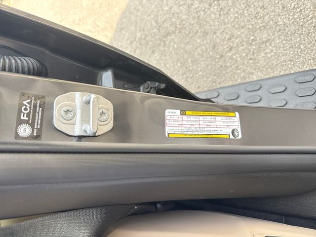 Used 2025 Gray Jeep Limited image 22