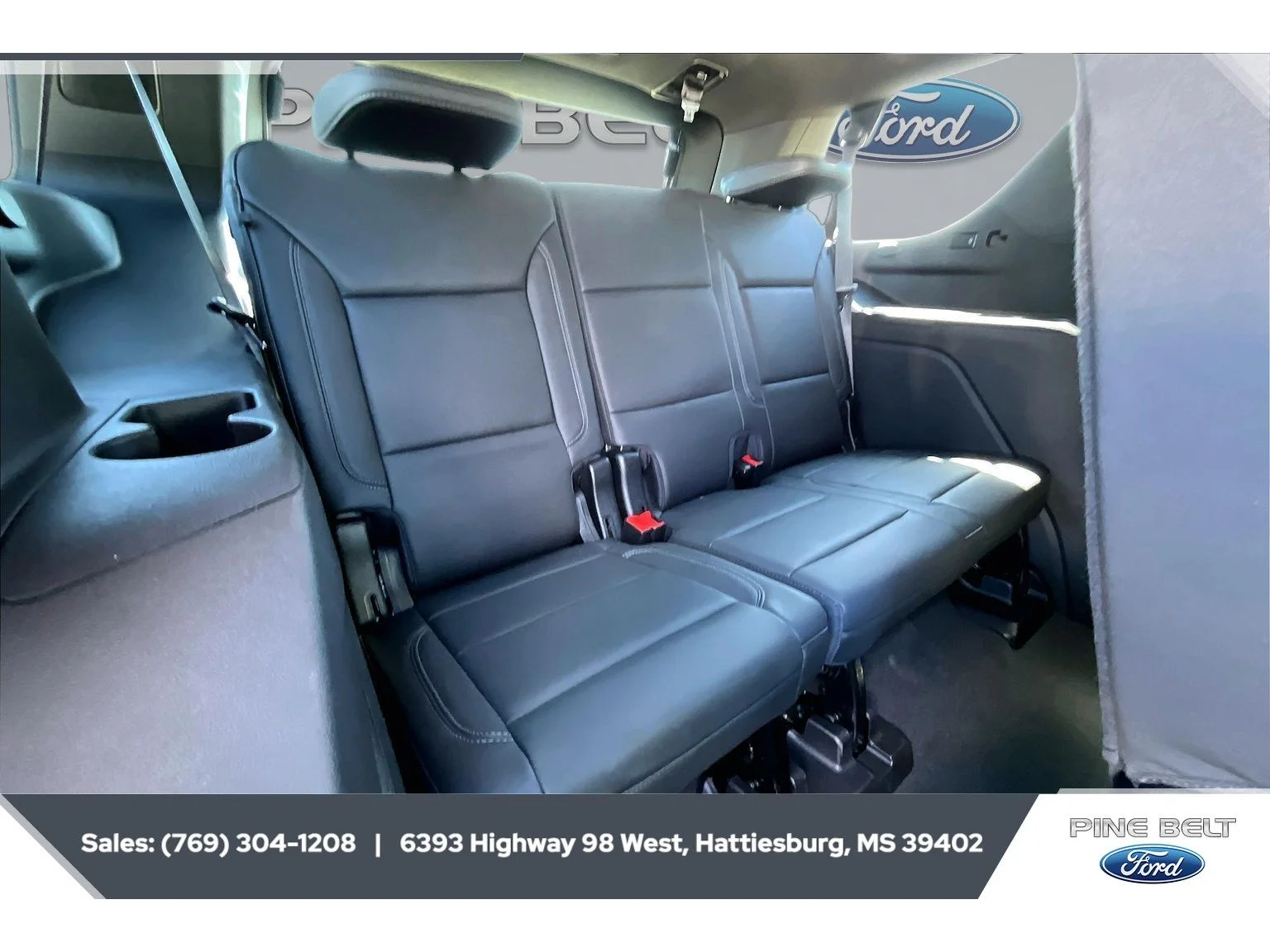 Used 2024 BLACK Chevrolet Z71 image 21