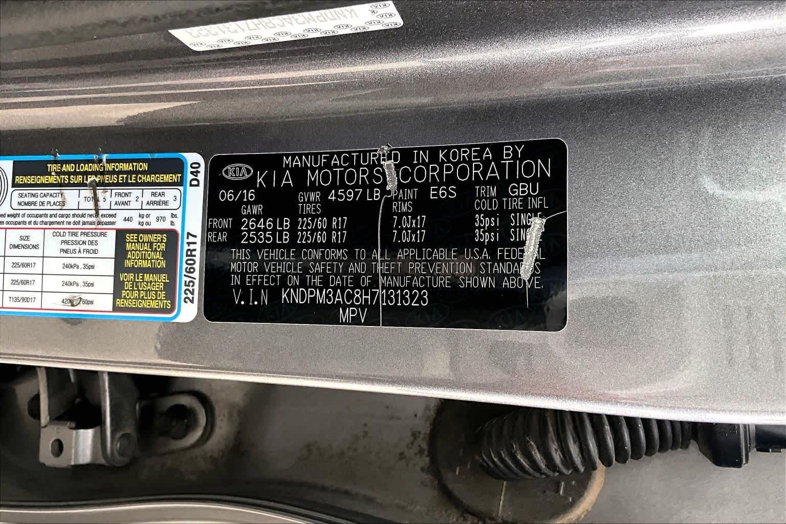 Used 2017 Mineral Silver Kia LX image 33