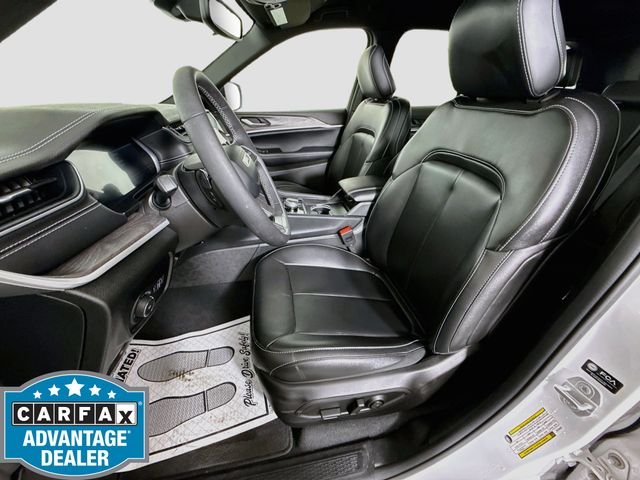Used 2024 White Jeep Limited image 20