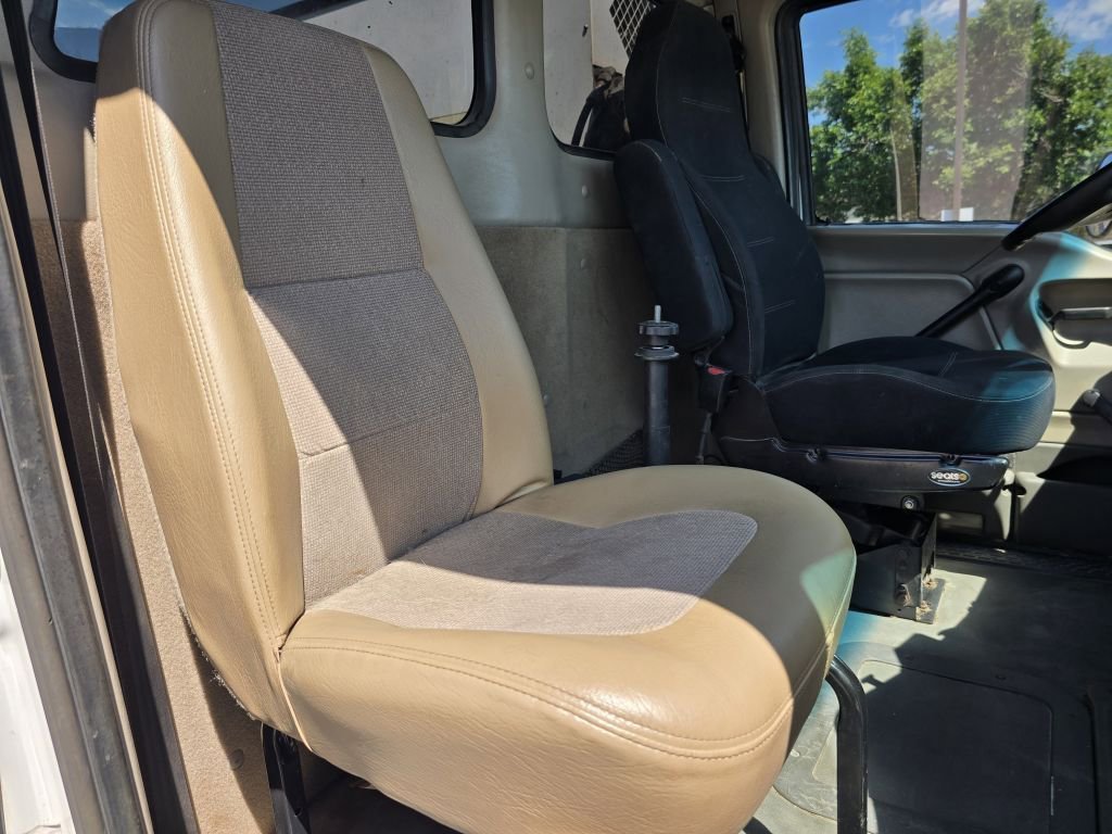 Used 2008 White Sterling Conventional Cab Mechanics Body image 34