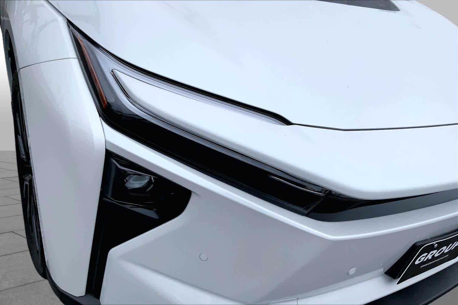 New 2026 Wind Chill Pearl Toyota Limited image 13
