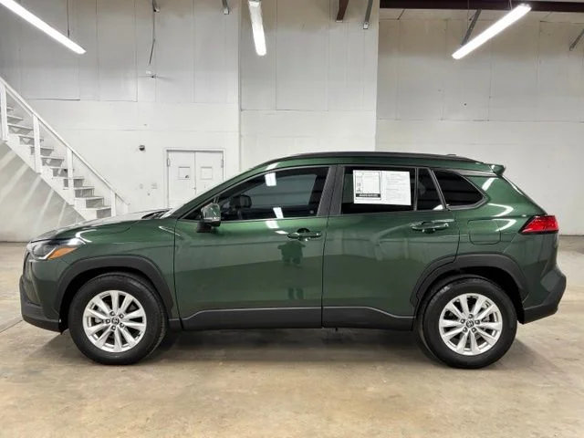 Used 2023 Green Toyota LE image 4