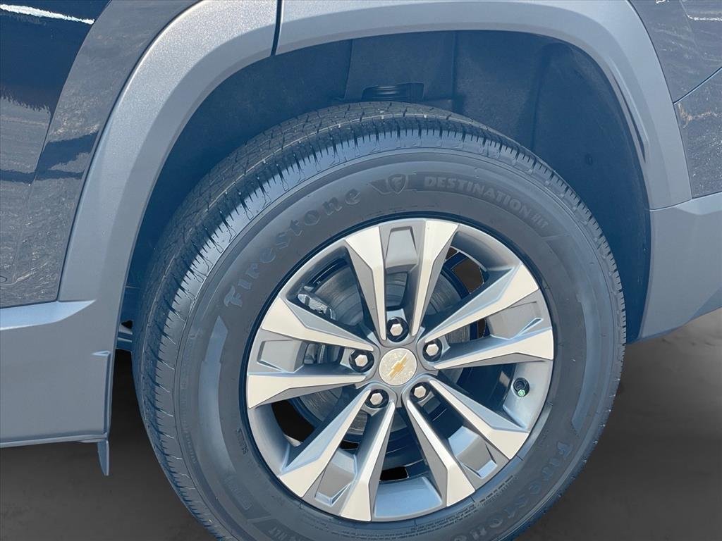 New 2026 Mosaic Black Metallic Chevrolet LT image 25
