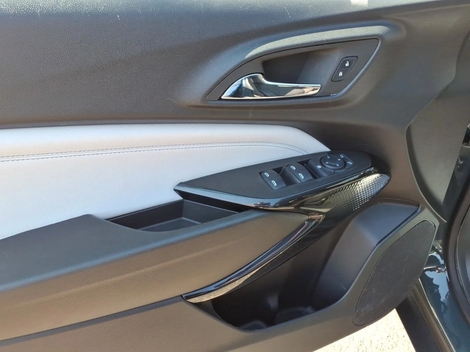 Used 2026 Cypress Gray Chevrolet LT image 12