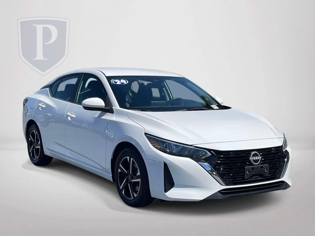 Used 2024 White Nissan SV image 2