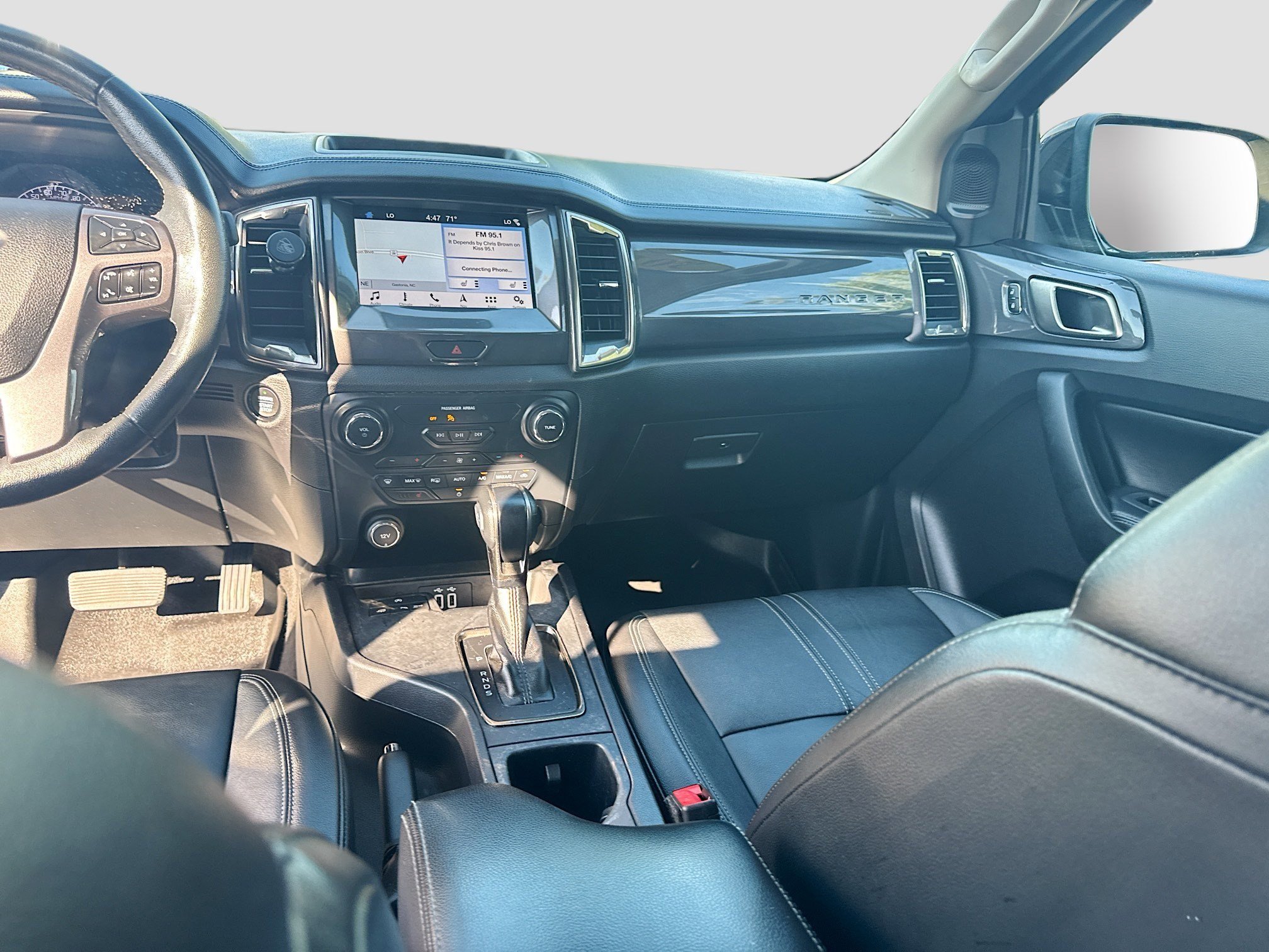 Used 2019 Shadow Black Ford LARIAT image 24