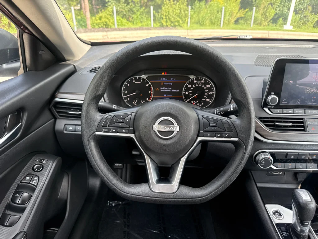 Used 2024 Garnet Pearl Nissan 2.5 SV image 19