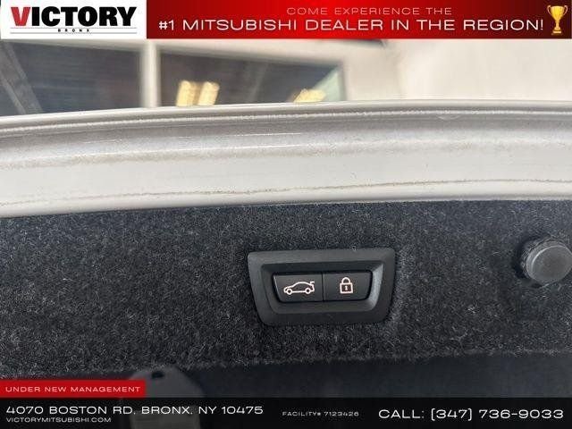 Used 2022 White BMW 530i image 27