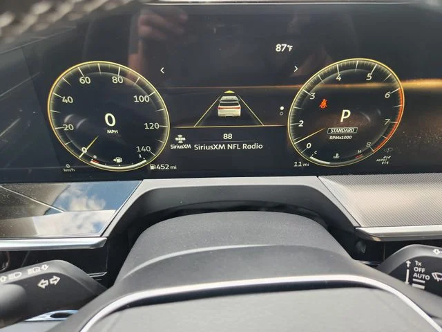 New 2027 RADIANT WHITE INFINITI Luxe 4WD image 13