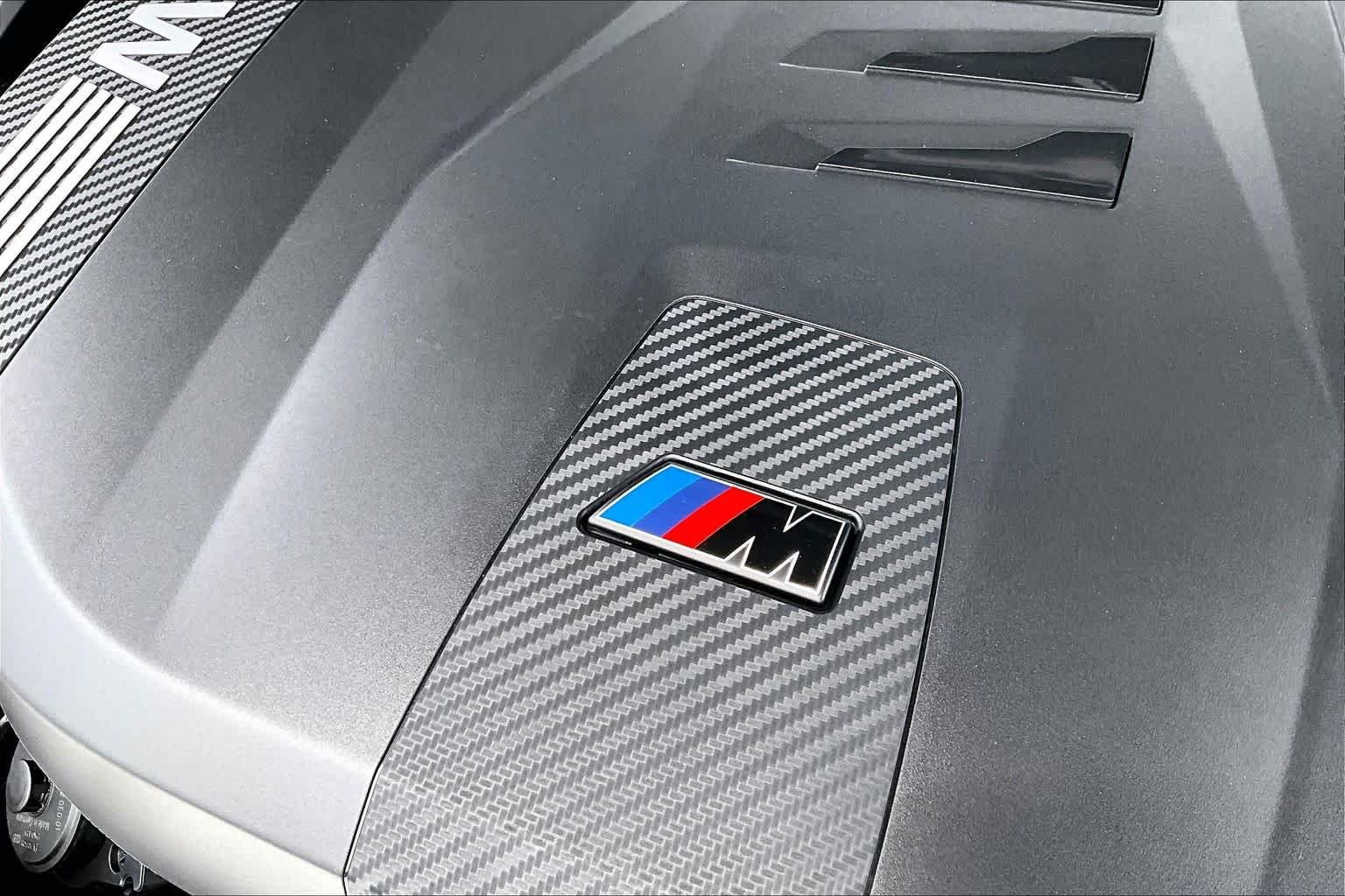 New 2027 BLACK SAPPHIRE BMW M440i image 17