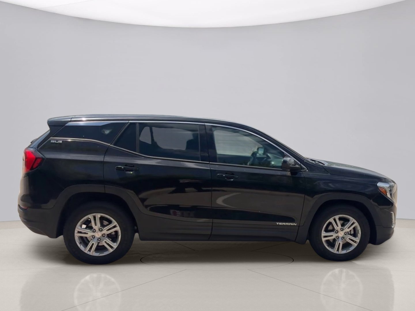 Used 2019 Black Gmc SLE image 6