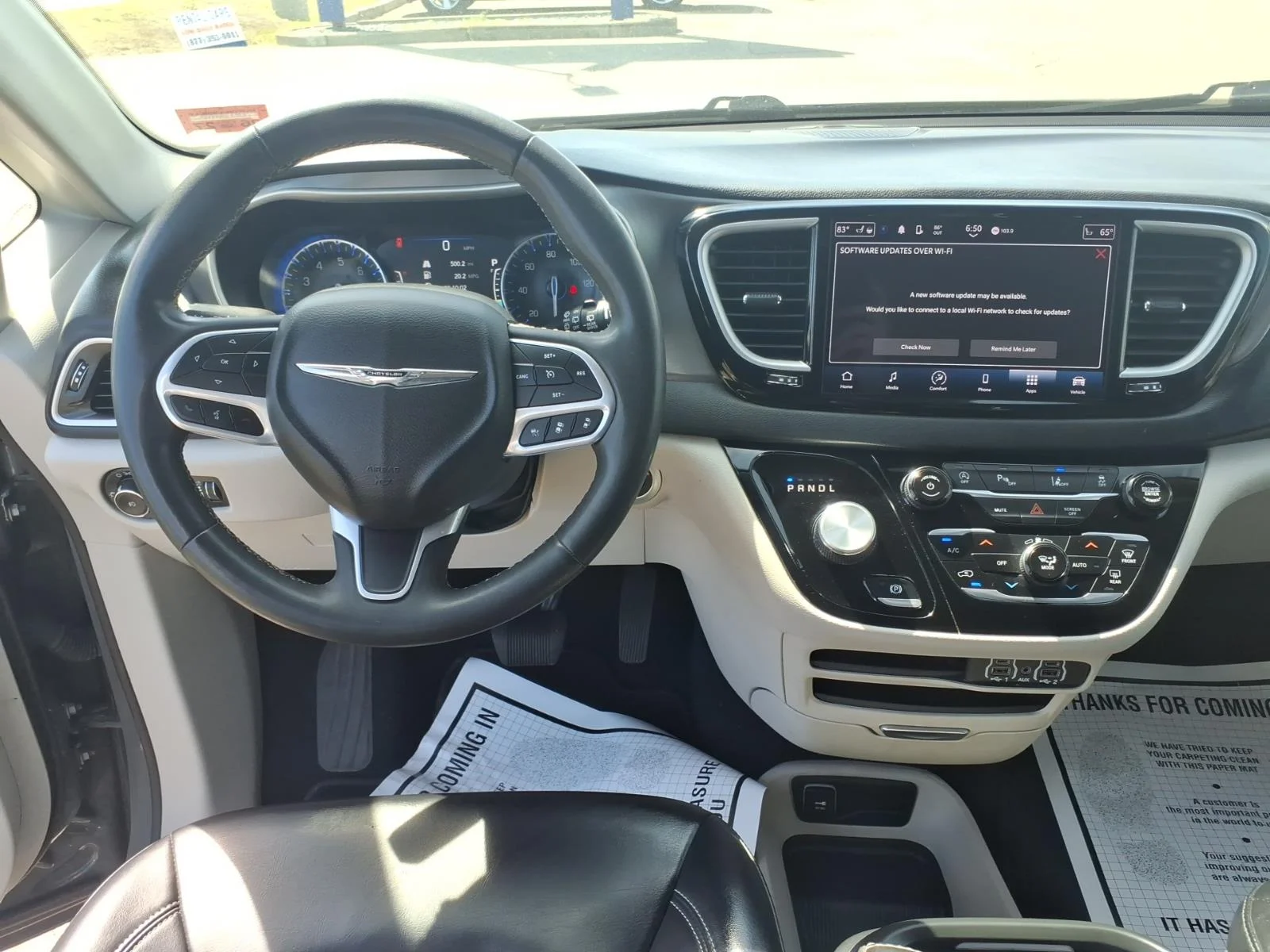 Used 2023 Gray Clearcoat Chrysler Touring L image 16