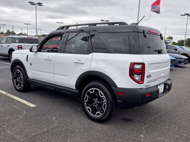 New 2026 Oxford White Ford Outer Banks image 5