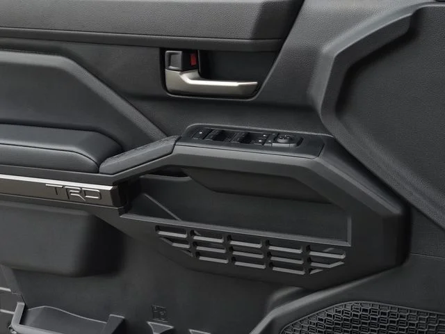 2026 Toyota Tacoma TRD Off Road - Photo 12