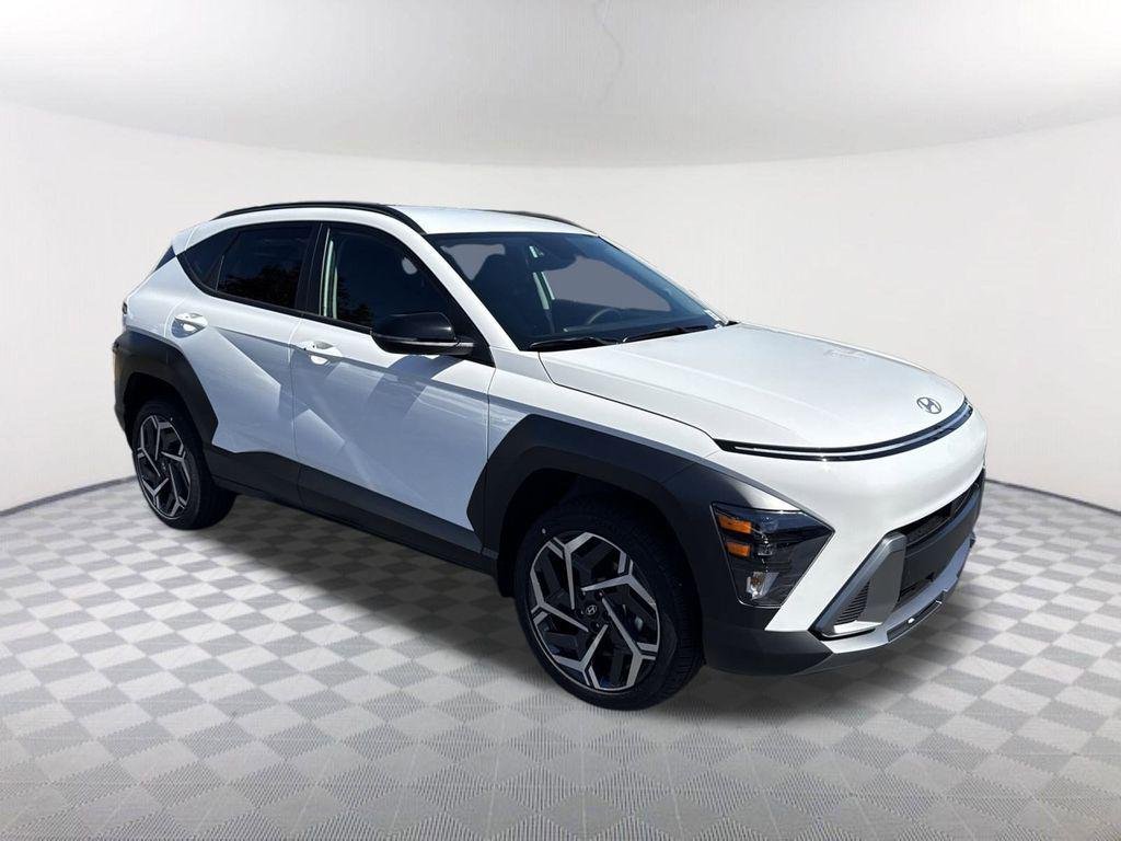 New 2026 White Hyundai SEL Premium AWD image 3