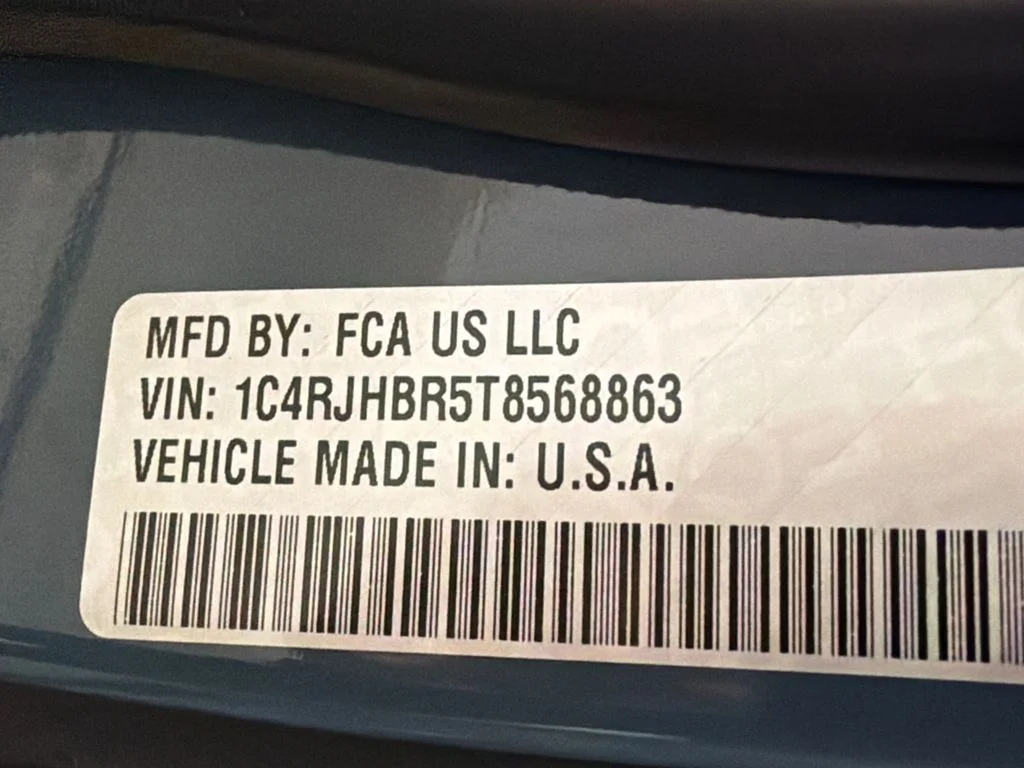 New 2026 Steel Blue Exterior Paint Jeep Limited Reserve image 42