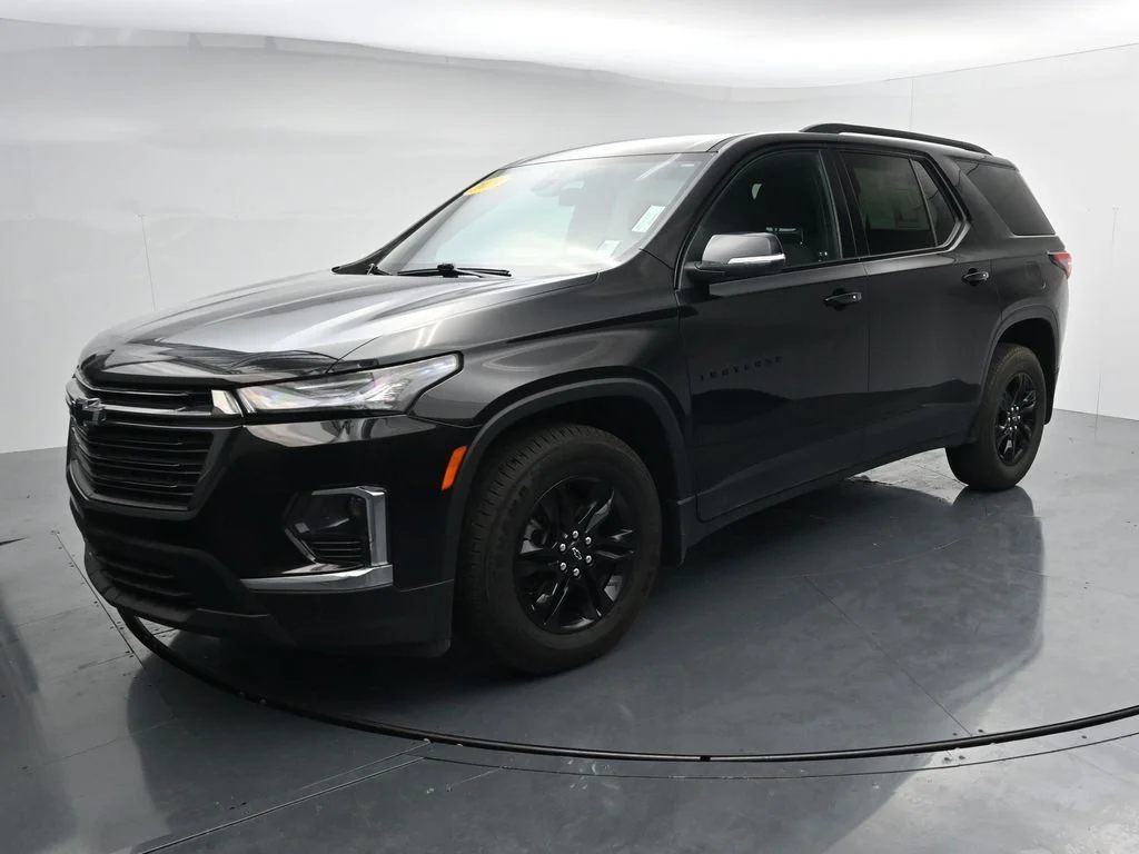Used 2023 Black Chevrolet LT image 4