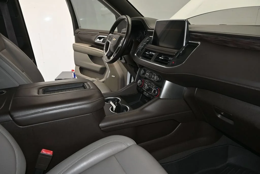 Used 2021 Summit White Chevrolet LT image 23