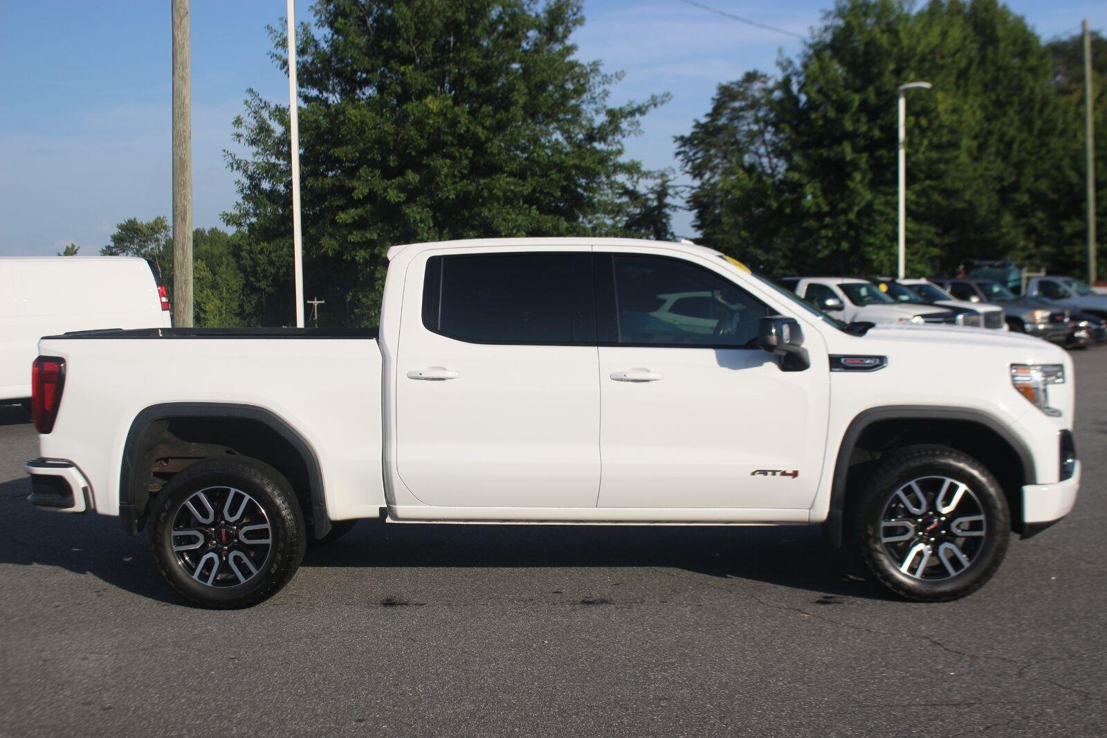 Used 2021 SUMMIT WHITE GMC AT4 image 8
