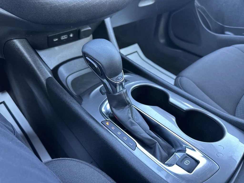 Used 2024 Gray Chevrolet LS image 19
