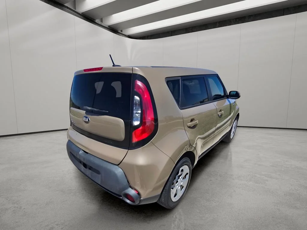 Used 2015 Latte Brown Kia Base image 5