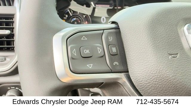 New 2026 Diamond Black Crystal Pearl-Coat Exterior Paint RAM Laramie image 22
