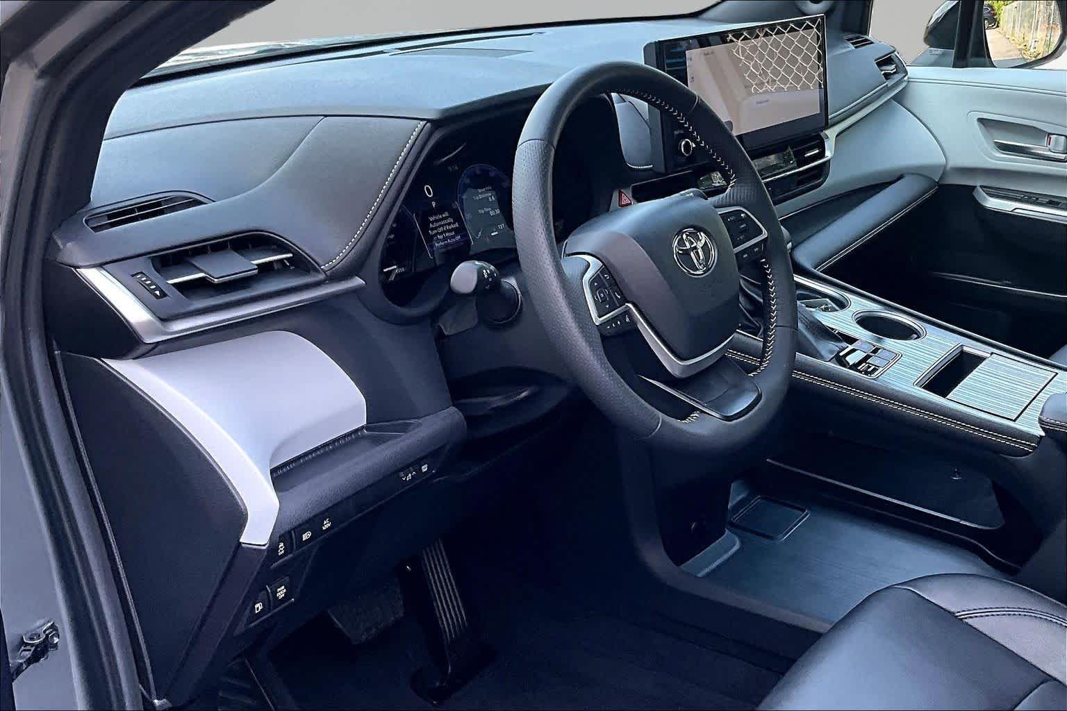 Used 2026 Heavy Metal Toyota XSE image 18