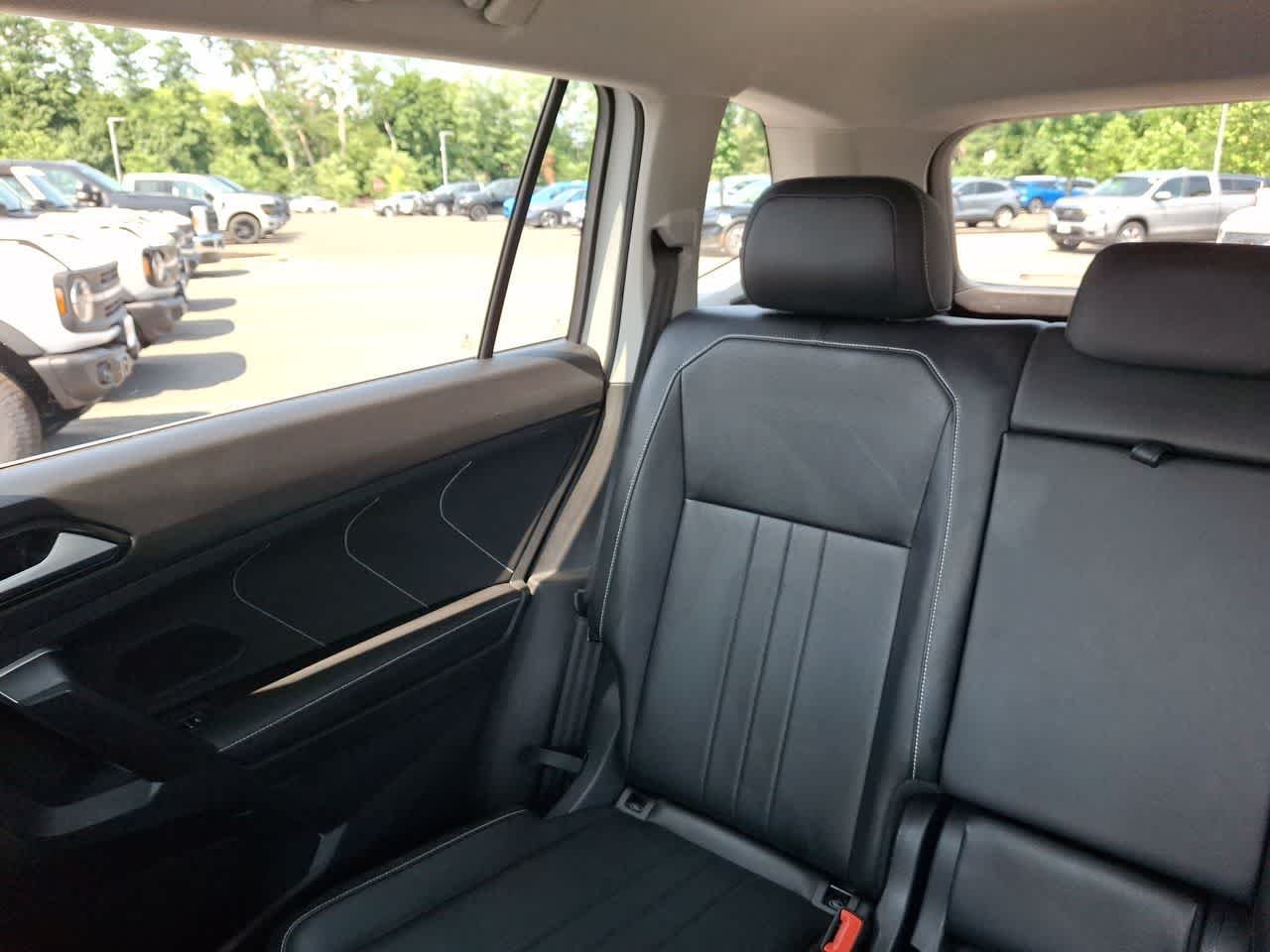 Certified Used 2024 Pure White Volkswagen SE image 12