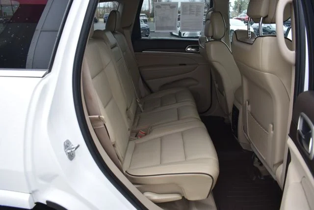 Used 2016 White Jeep Overland image 20
