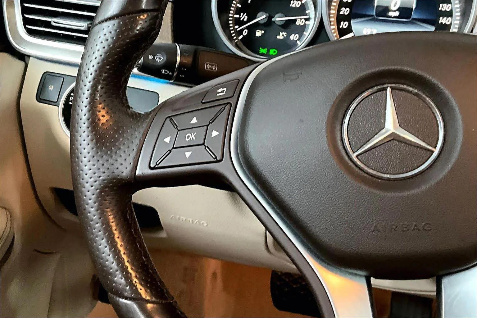 Used 2016 Steel Grey Metallic Mercedes-Benz E 350 Luxury image 24