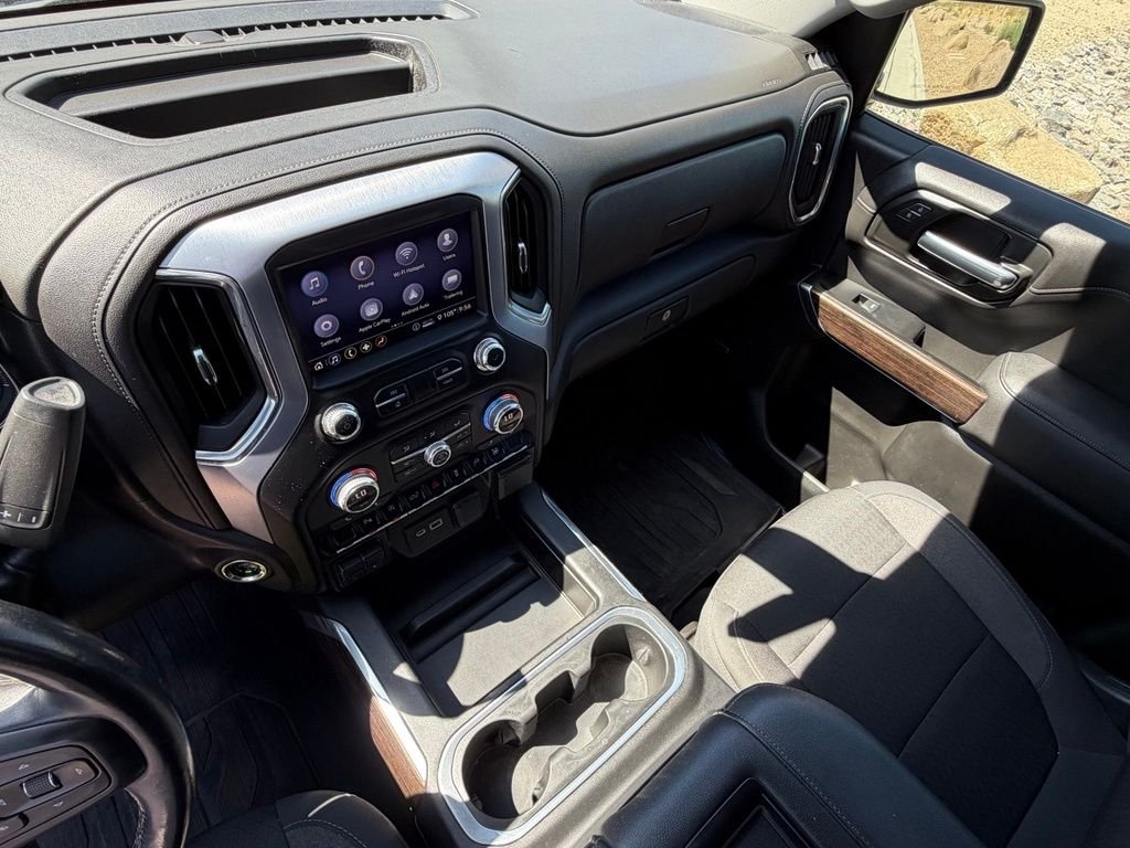 Used 2020 Red GMC Elevation image 17