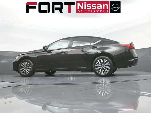 New 2026 Black Nissan 2.5 SV image 33