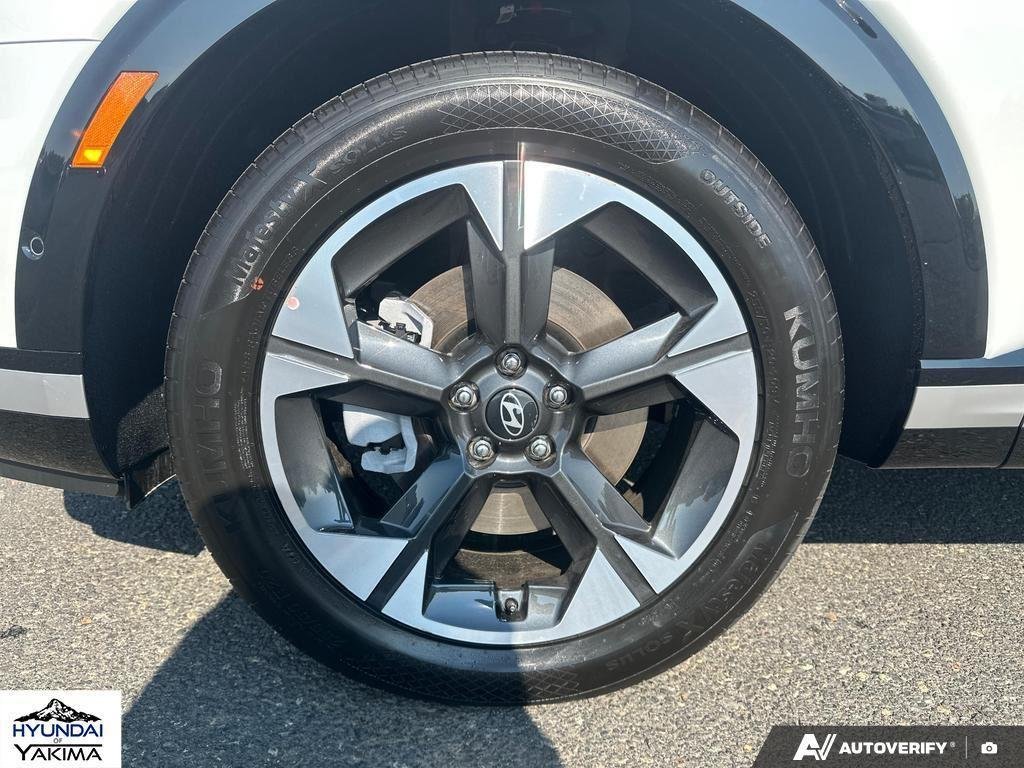 2026 Hyundai Palisade Limited - Photo 6