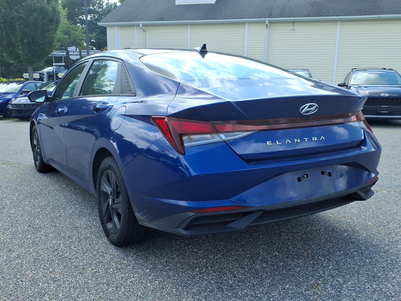 2021 Hyundai Elantra SEL - Photo 7