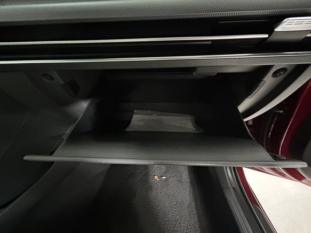 Used 2025 Red Hyundai SEL image 28