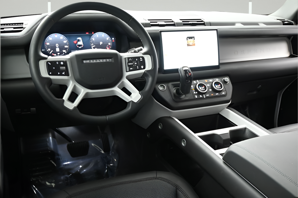 Certified Used 2025 White Land Rover S image 7