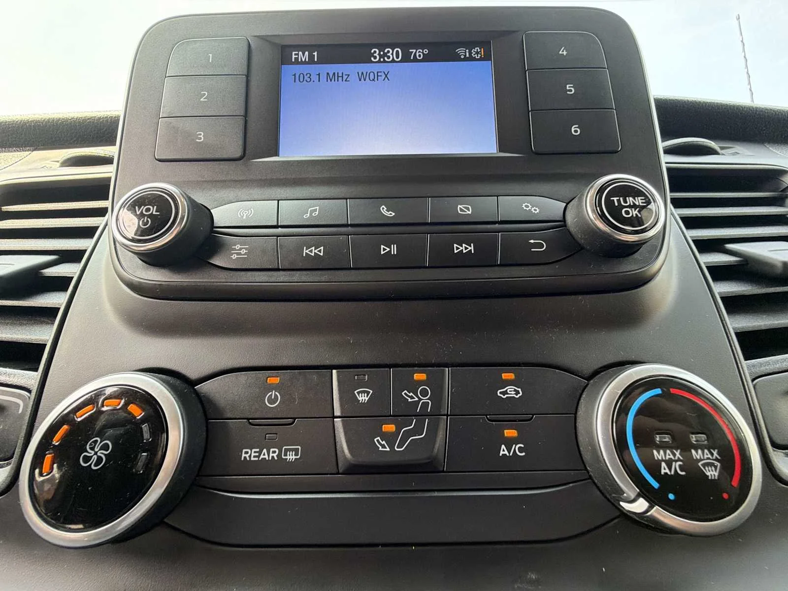 Used 2025 Oxford White Ford  image 16