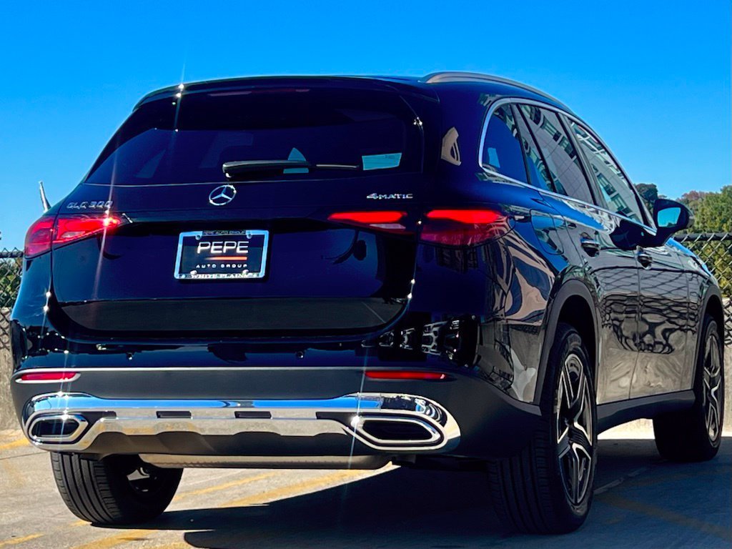 Certified Used 2026 Black Mercedes-Benz GLC 300 image 7