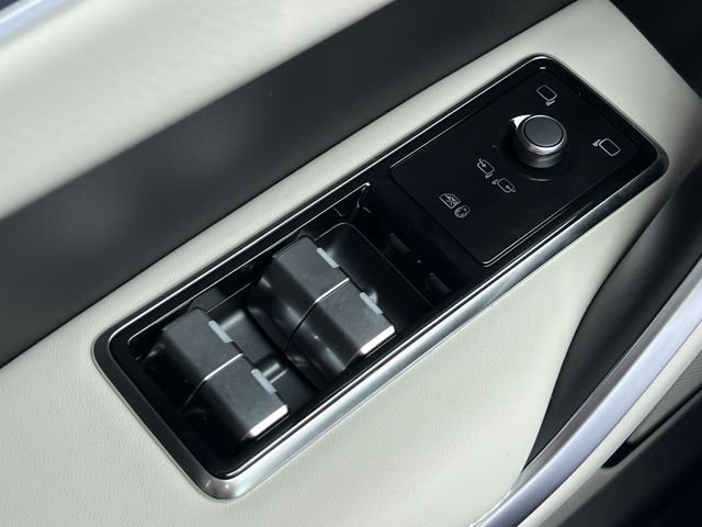 2026 Jaguar F-Pace R-Dynamic S - Photo 21