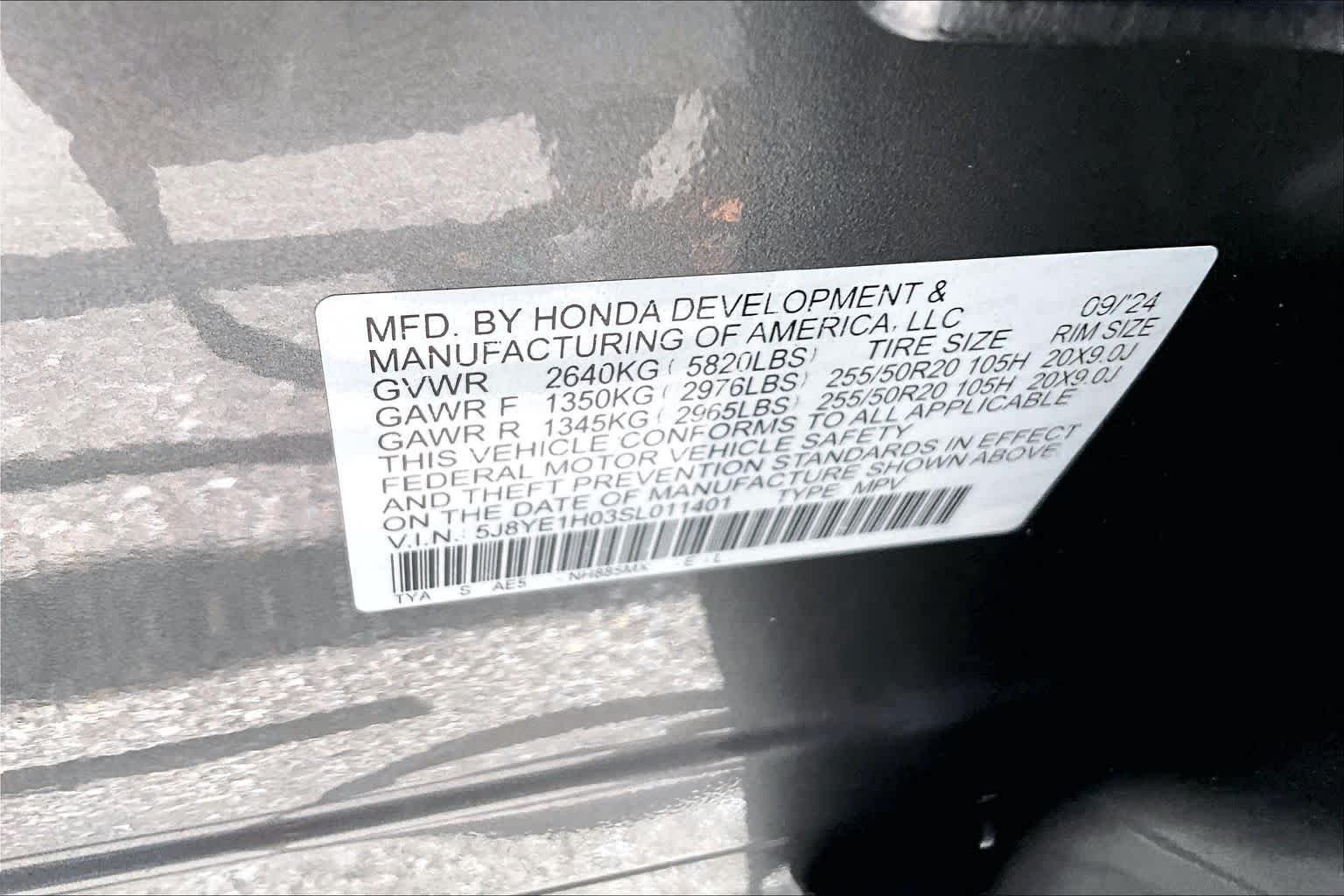 Used 2025 Liquid Carbon Metallic Acura w/A-Spec Package image 35