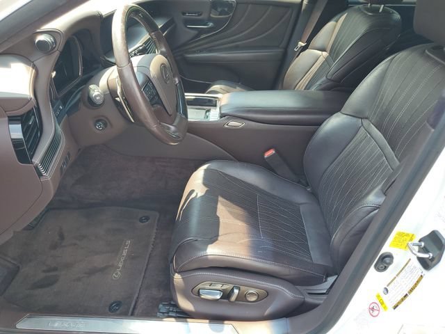 Used 2018 White Lexus LS 500 image 17