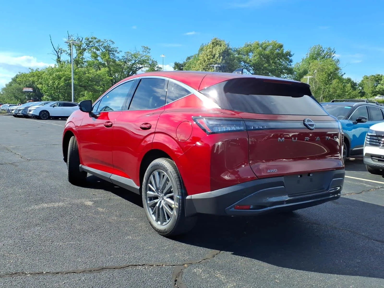 New 2026 Scarlet Ember Tintcoat Nissan SL image 4
